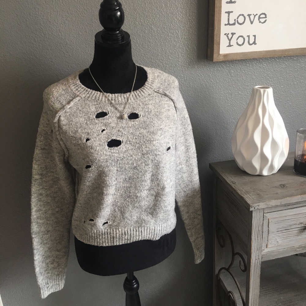 Grey/cream colored sweater forever 21